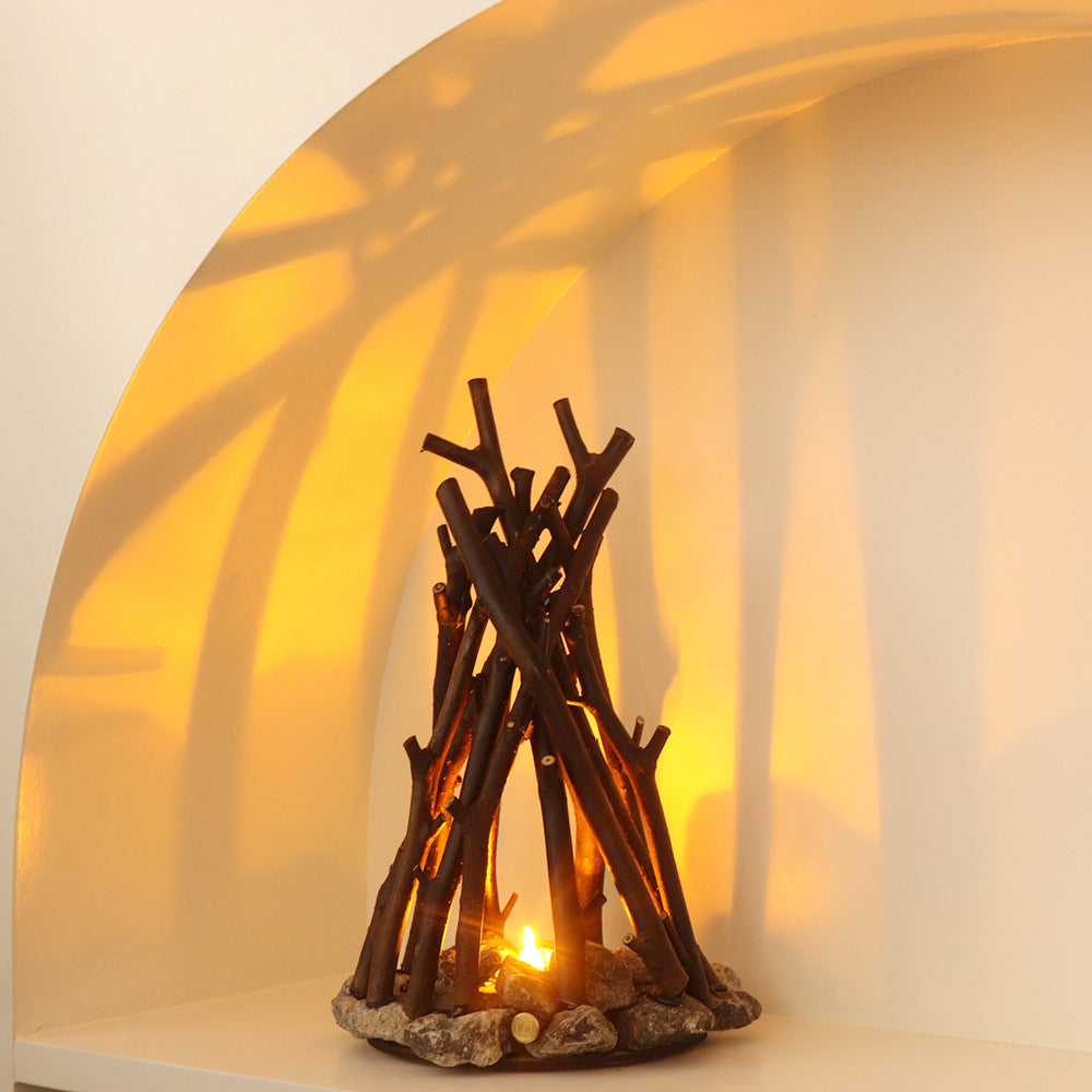 Handgefertigte Tischlampe mit Steinsockel und Baumzweig, natürlich und originell, jede ist ein Unikat